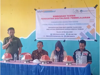 BIMTEK PENGUATAN DIGITALISASI PEMBELAJARAN, DORONG TRANSFORMASI PENDIDIKAN PKBM MANOTO
