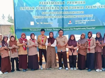 KEMAH SWBB KE-VI, PERKUAT KREATIVITAS, KARAKTER, DAN KEBERSAMAAN WARGA PKBM